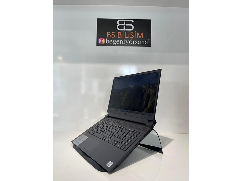 Dell G15 5510 i7-10870H 16 GB 512 GB SSD RTX3050 15.6" 120HZ Full HD Gaming Laptop